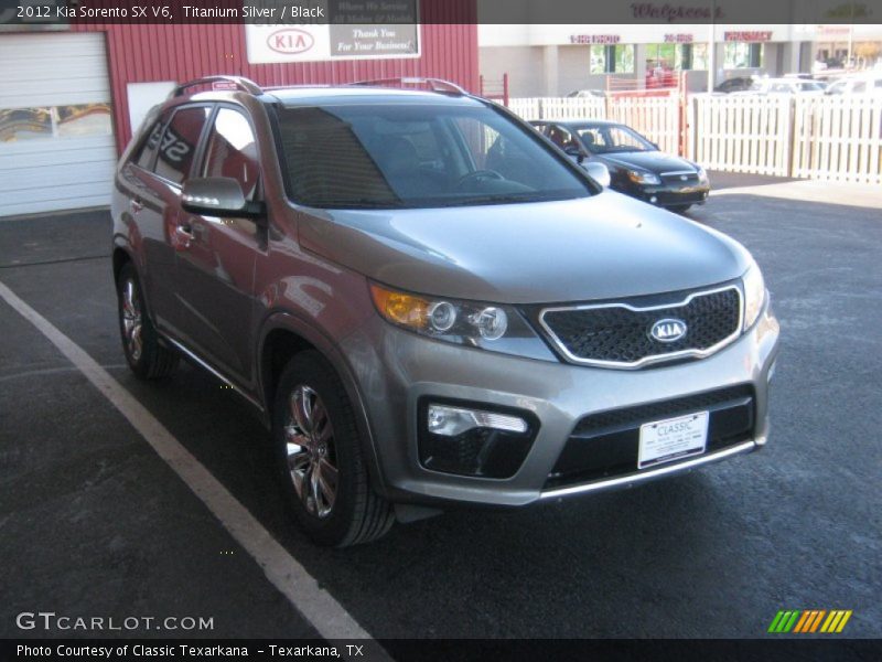 Titanium Silver / Black 2012 Kia Sorento SX V6