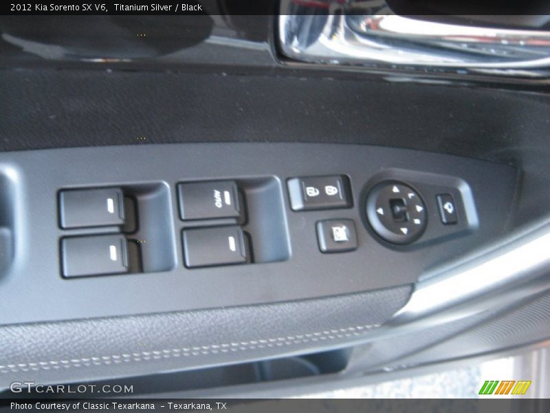 Titanium Silver / Black 2012 Kia Sorento SX V6