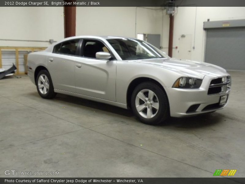 Bright Silver Metallic / Black 2012 Dodge Charger SE