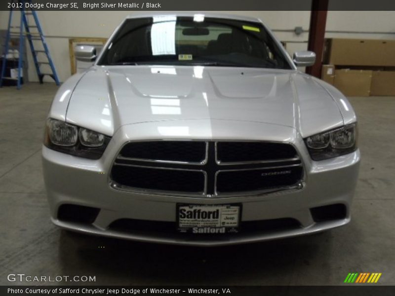 Bright Silver Metallic / Black 2012 Dodge Charger SE