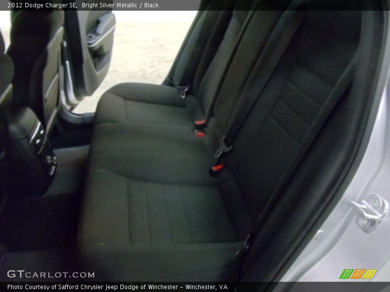 Bright Silver Metallic / Black 2012 Dodge Charger SE