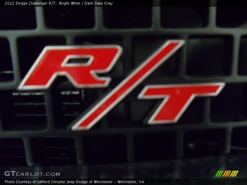  2012 Challenger R/T Logo
