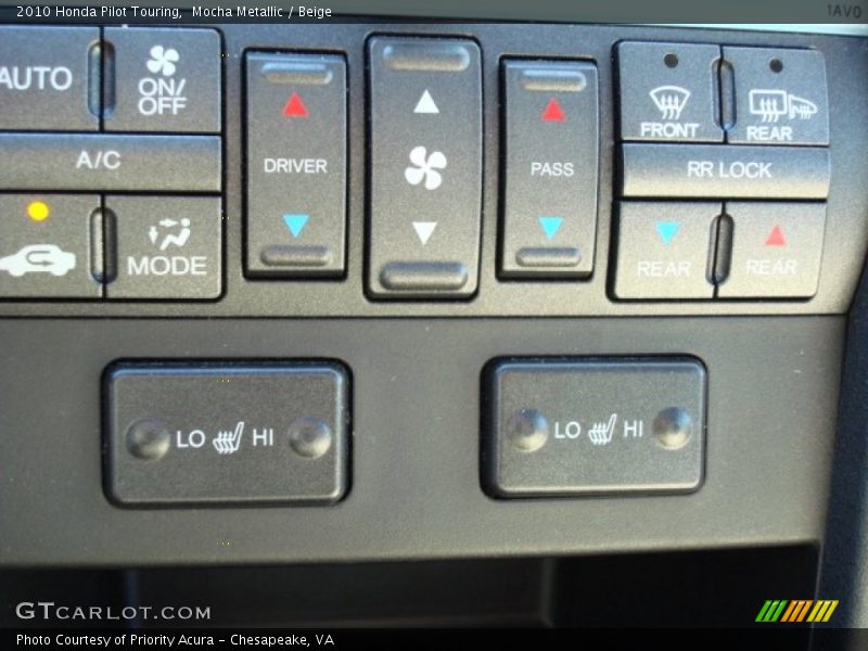 Controls of 2010 Pilot Touring