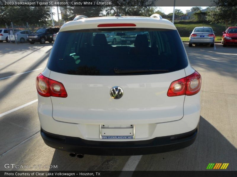 Candy White / Charcoal 2009 Volkswagen Tiguan SE 4Motion
