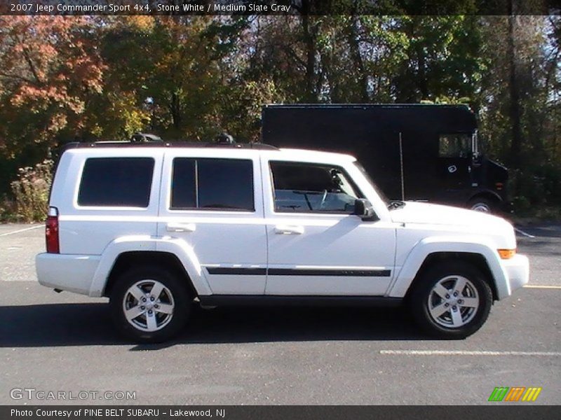 Stone White / Medium Slate Gray 2007 Jeep Commander Sport 4x4