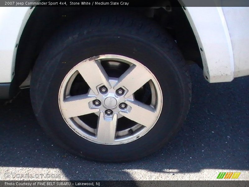 Stone White / Medium Slate Gray 2007 Jeep Commander Sport 4x4