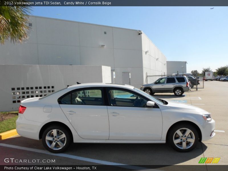 Candy White / Cornsilk Beige 2012 Volkswagen Jetta TDI Sedan