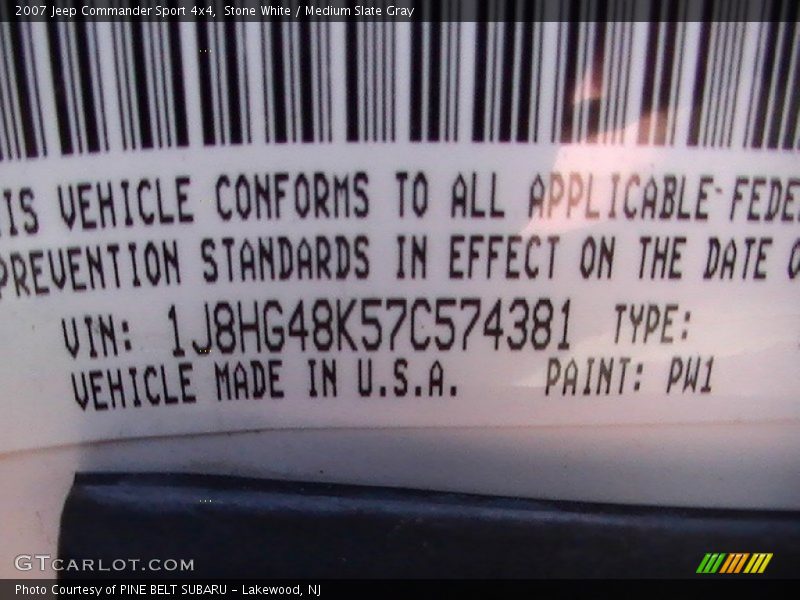 Stone White / Medium Slate Gray 2007 Jeep Commander Sport 4x4