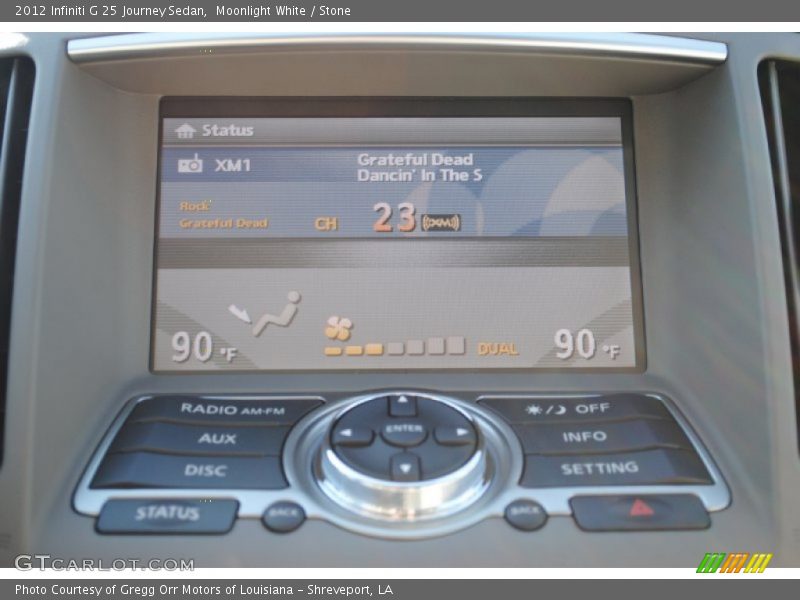 Controls of 2012 G 25 Journey Sedan
