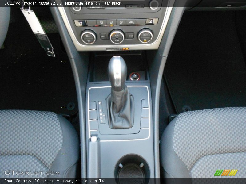 Night Blue Metallic / Titan Black 2012 Volkswagen Passat 2.5L S