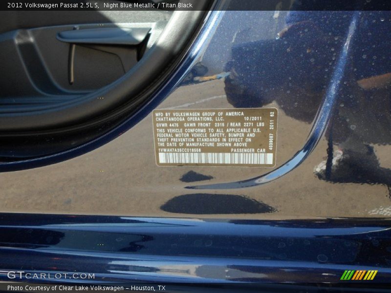Night Blue Metallic / Titan Black 2012 Volkswagen Passat 2.5L S