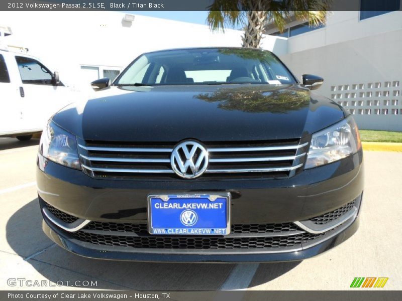 Black / Titan Black 2012 Volkswagen Passat 2.5L SE