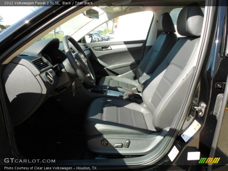 Black / Titan Black 2012 Volkswagen Passat 2.5L SE