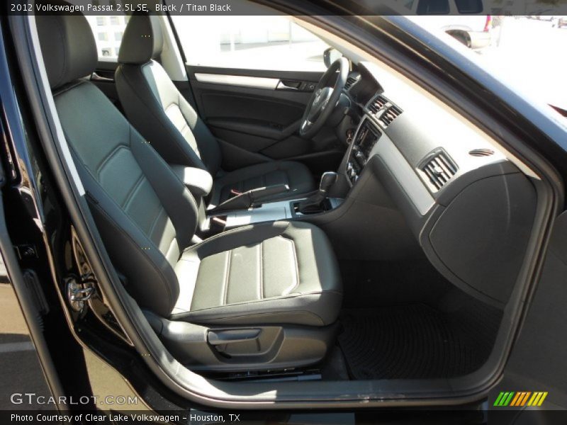 Black / Titan Black 2012 Volkswagen Passat 2.5L SE