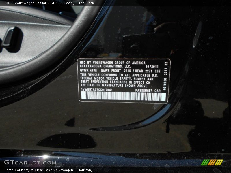Black / Titan Black 2012 Volkswagen Passat 2.5L SE