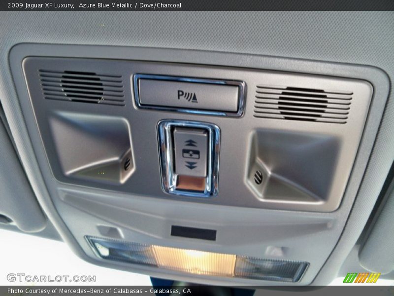 Azure Blue Metallic / Dove/Charcoal 2009 Jaguar XF Luxury
