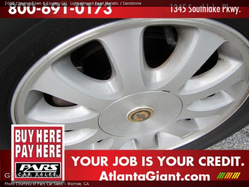 Light Almond Pearl Metallic / Sandstone 2002 Chrysler Town & Country LXi