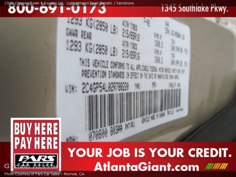 Light Almond Pearl Metallic / Sandstone 2002 Chrysler Town & Country LXi