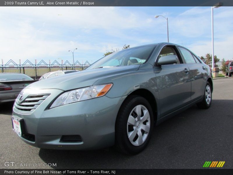 Aloe Green Metallic / Bisque 2009 Toyota Camry LE