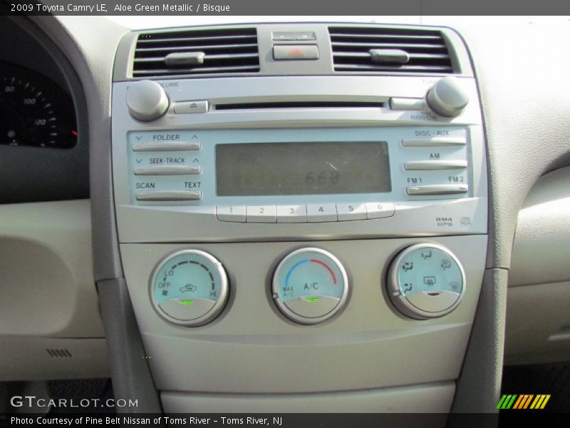 Aloe Green Metallic / Bisque 2009 Toyota Camry LE