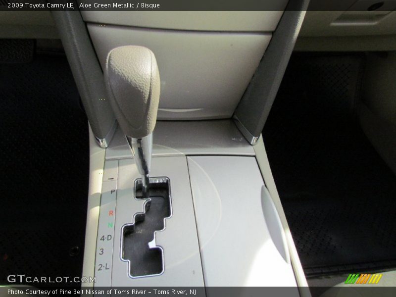 Aloe Green Metallic / Bisque 2009 Toyota Camry LE