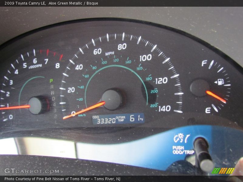 Aloe Green Metallic / Bisque 2009 Toyota Camry LE