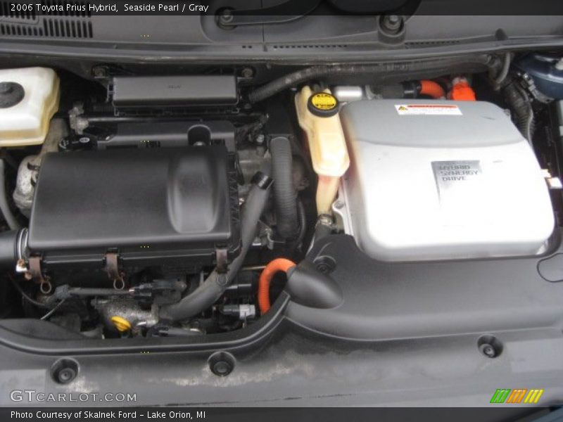  2006 Prius Hybrid Engine - 1.5 Liter DOHC 16-Valve VVT-i 4 Cylinder Gasoline/Electric Hybrid