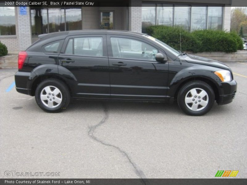 Black / Pastel Slate Gray 2007 Dodge Caliber SE