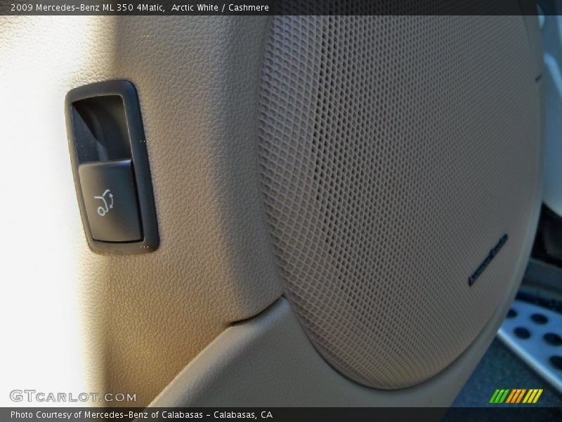 Arctic White / Cashmere 2009 Mercedes-Benz ML 350 4Matic