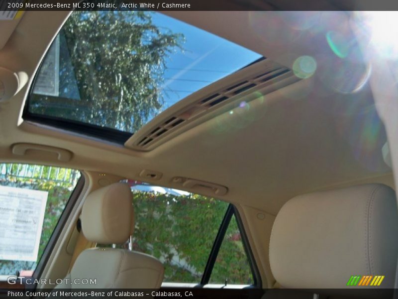 Arctic White / Cashmere 2009 Mercedes-Benz ML 350 4Matic