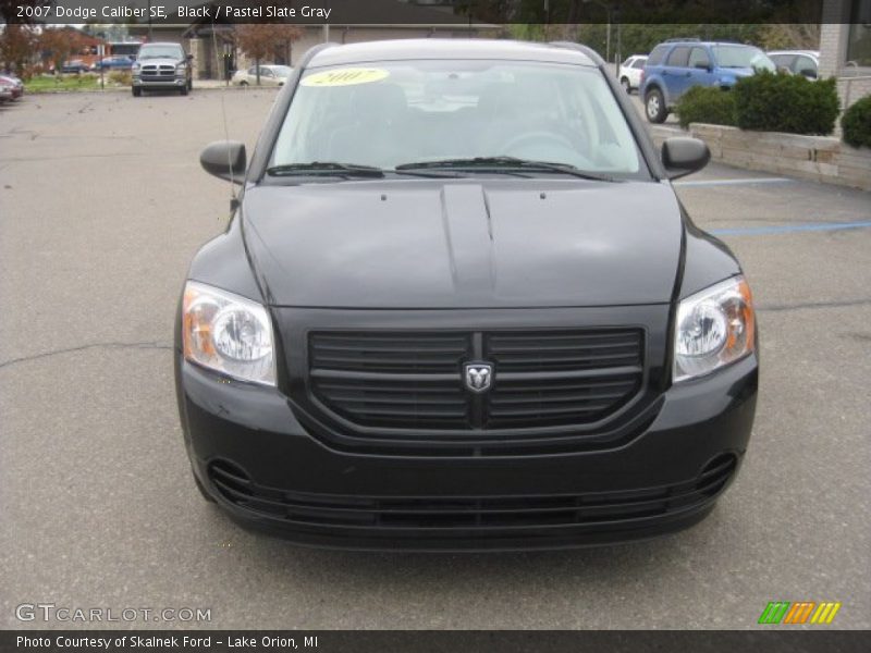 Black / Pastel Slate Gray 2007 Dodge Caliber SE