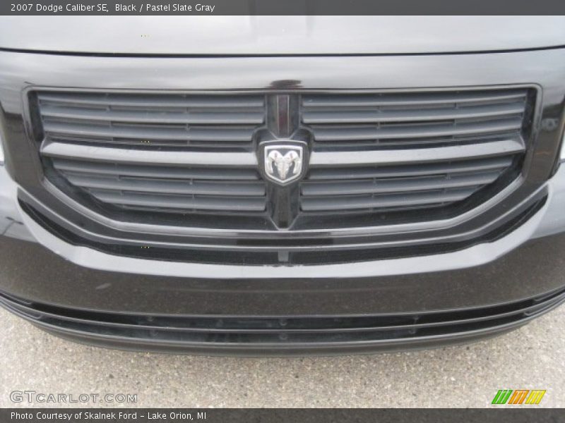 Black / Pastel Slate Gray 2007 Dodge Caliber SE