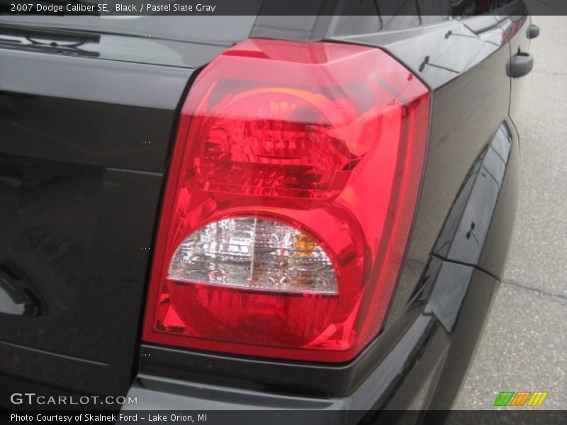 Black / Pastel Slate Gray 2007 Dodge Caliber SE