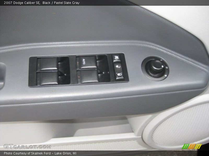 Black / Pastel Slate Gray 2007 Dodge Caliber SE