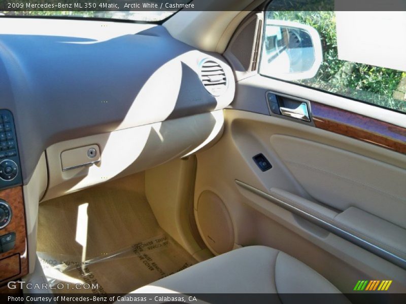 Arctic White / Cashmere 2009 Mercedes-Benz ML 350 4Matic