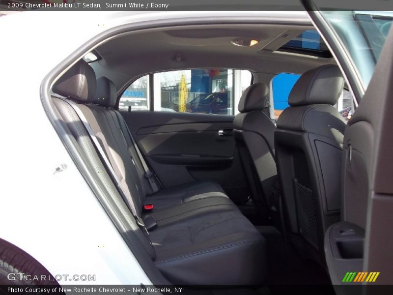 Summit White / Ebony 2009 Chevrolet Malibu LT Sedan