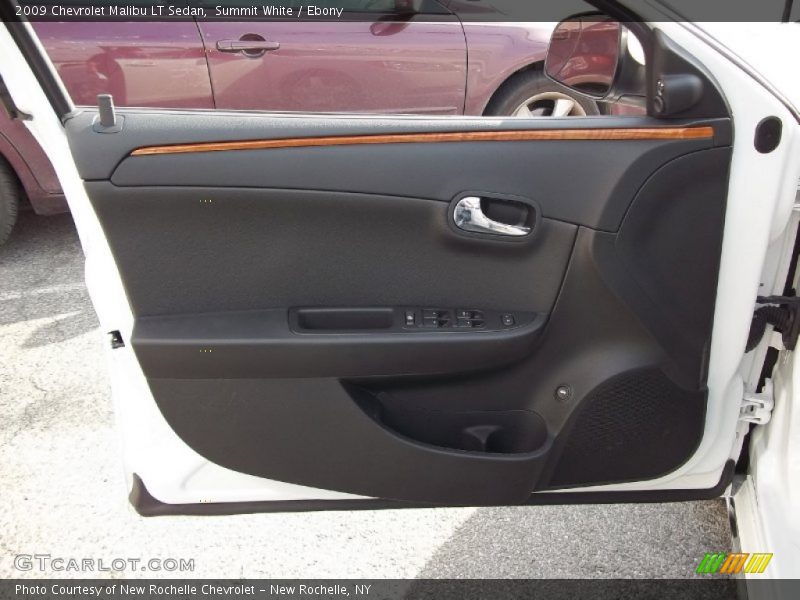 Summit White / Ebony 2009 Chevrolet Malibu LT Sedan