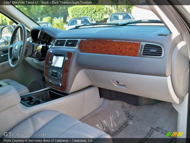 Black / Dark Titanium/Light Titanium 2007 Chevrolet Tahoe LT