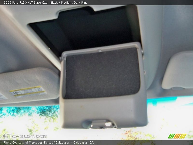 Black / Medium/Dark Flint 2006 Ford F150 XLT SuperCab