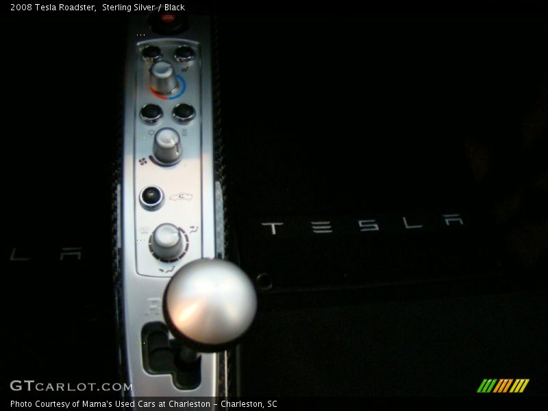 Controls of 2008 Roadster 