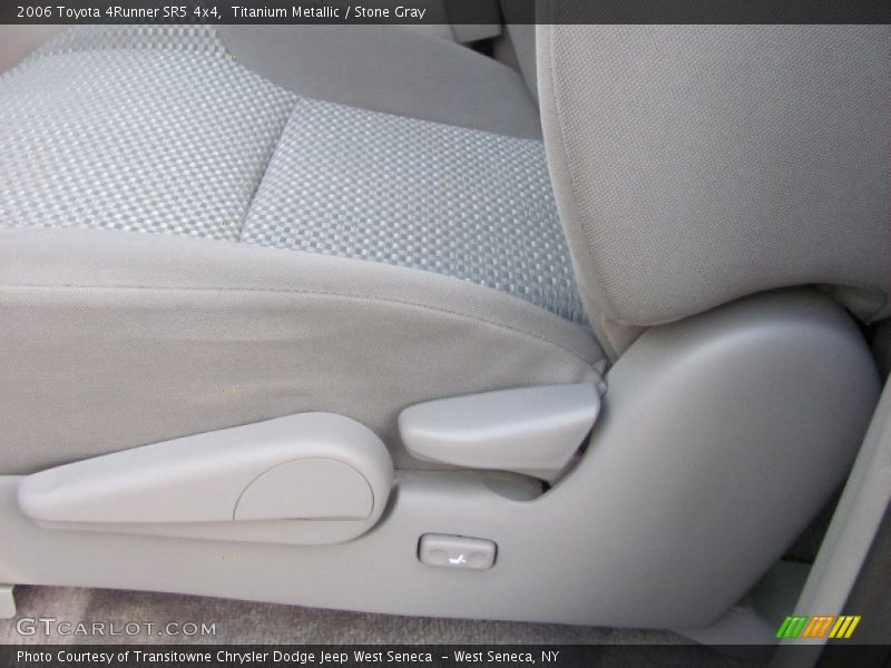 Titanium Metallic / Stone Gray 2006 Toyota 4Runner SR5 4x4