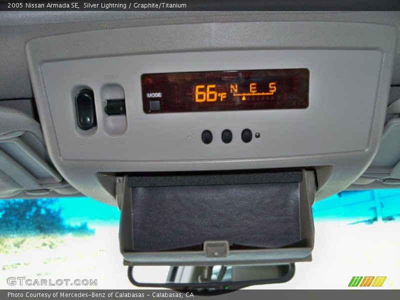 Silver Lightning / Graphite/Titanium 2005 Nissan Armada SE