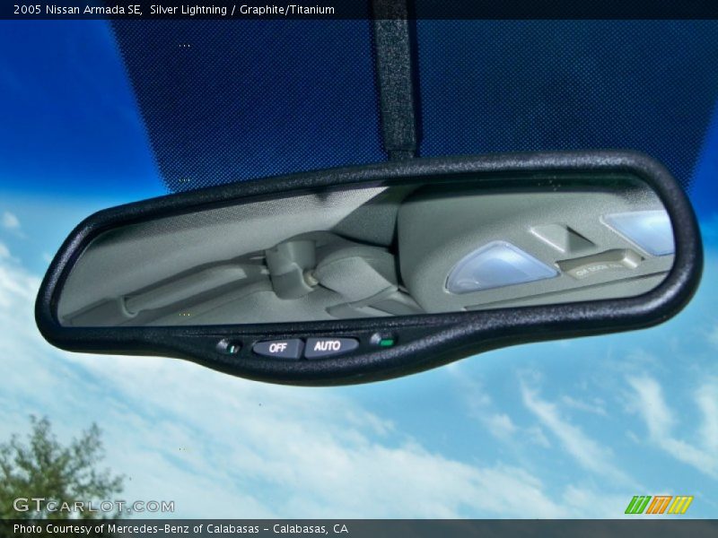 Silver Lightning / Graphite/Titanium 2005 Nissan Armada SE