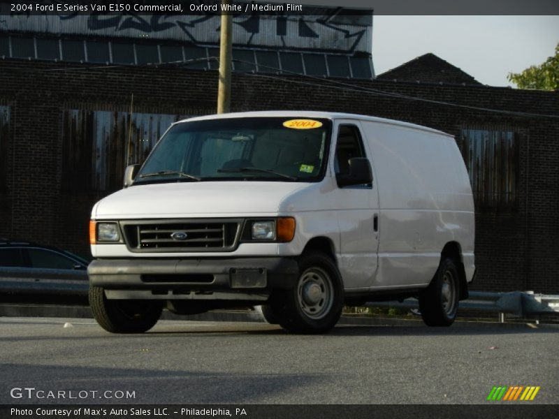 Oxford White / Medium Flint 2004 Ford E Series Van E150 Commercial