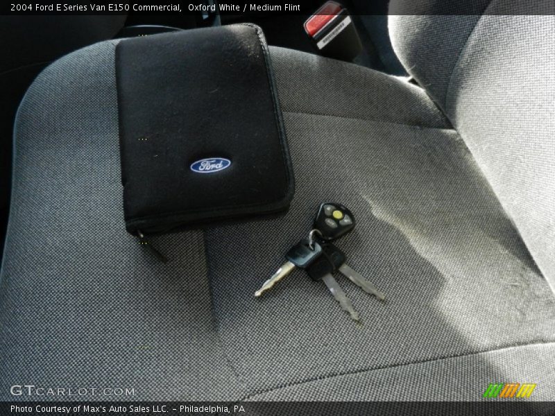 Keys of 2004 E Series Van E150 Commercial