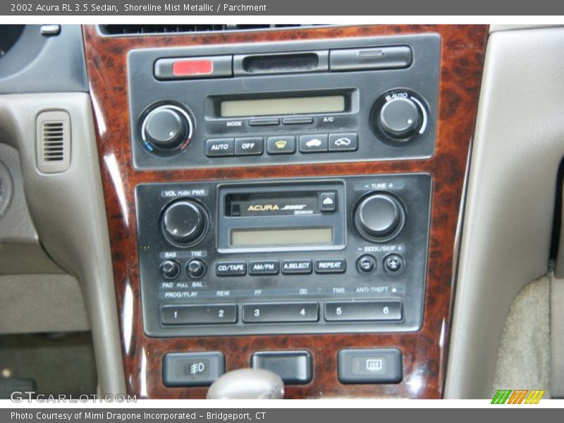 Controls of 2002 RL 3.5 Sedan