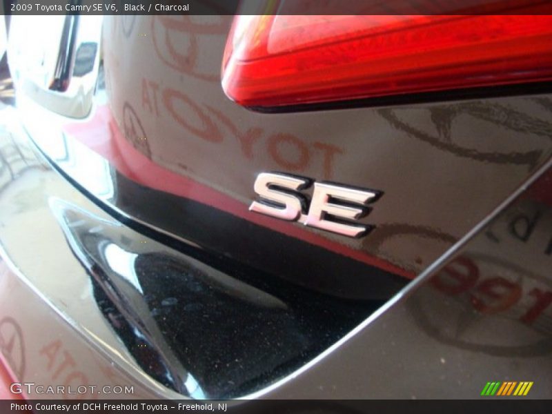Black / Charcoal 2009 Toyota Camry SE V6