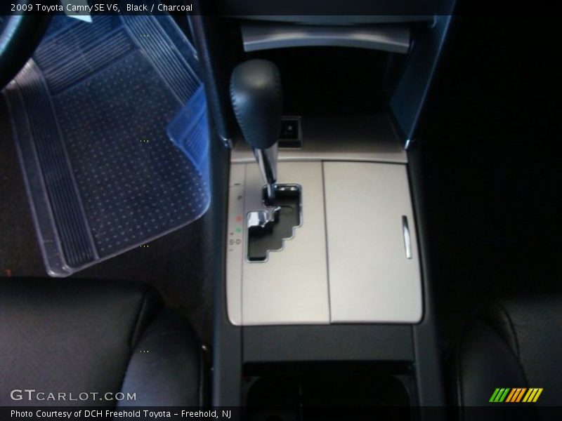 Black / Charcoal 2009 Toyota Camry SE V6