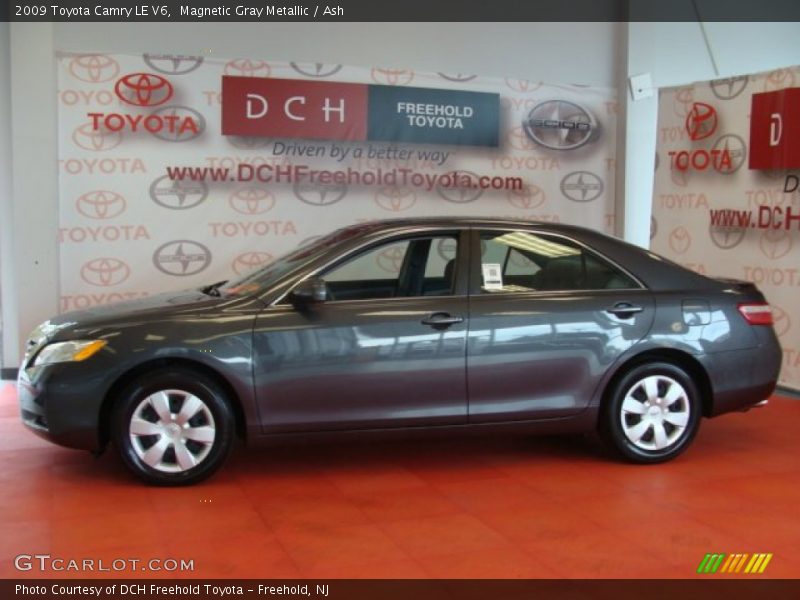 Magnetic Gray Metallic / Ash 2009 Toyota Camry LE V6