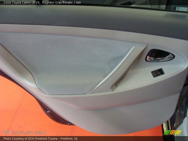 Magnetic Gray Metallic / Ash 2009 Toyota Camry LE V6